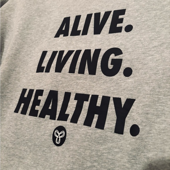 𝙏𝙉𝘼 𝙎𝙬𝙚𝙖𝙩𝙨𝙝𝙞𝙧𝙩 🖤 - Picture 4 of 5